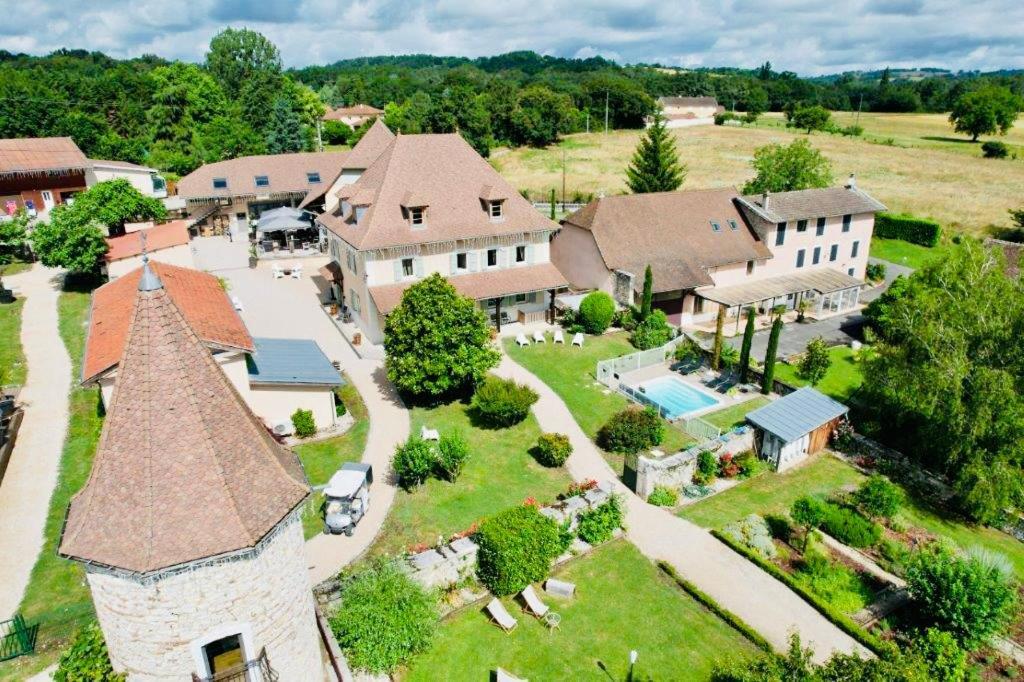 Les Villas Du Domaine De Suzel Vignieu Eksteriør bilde