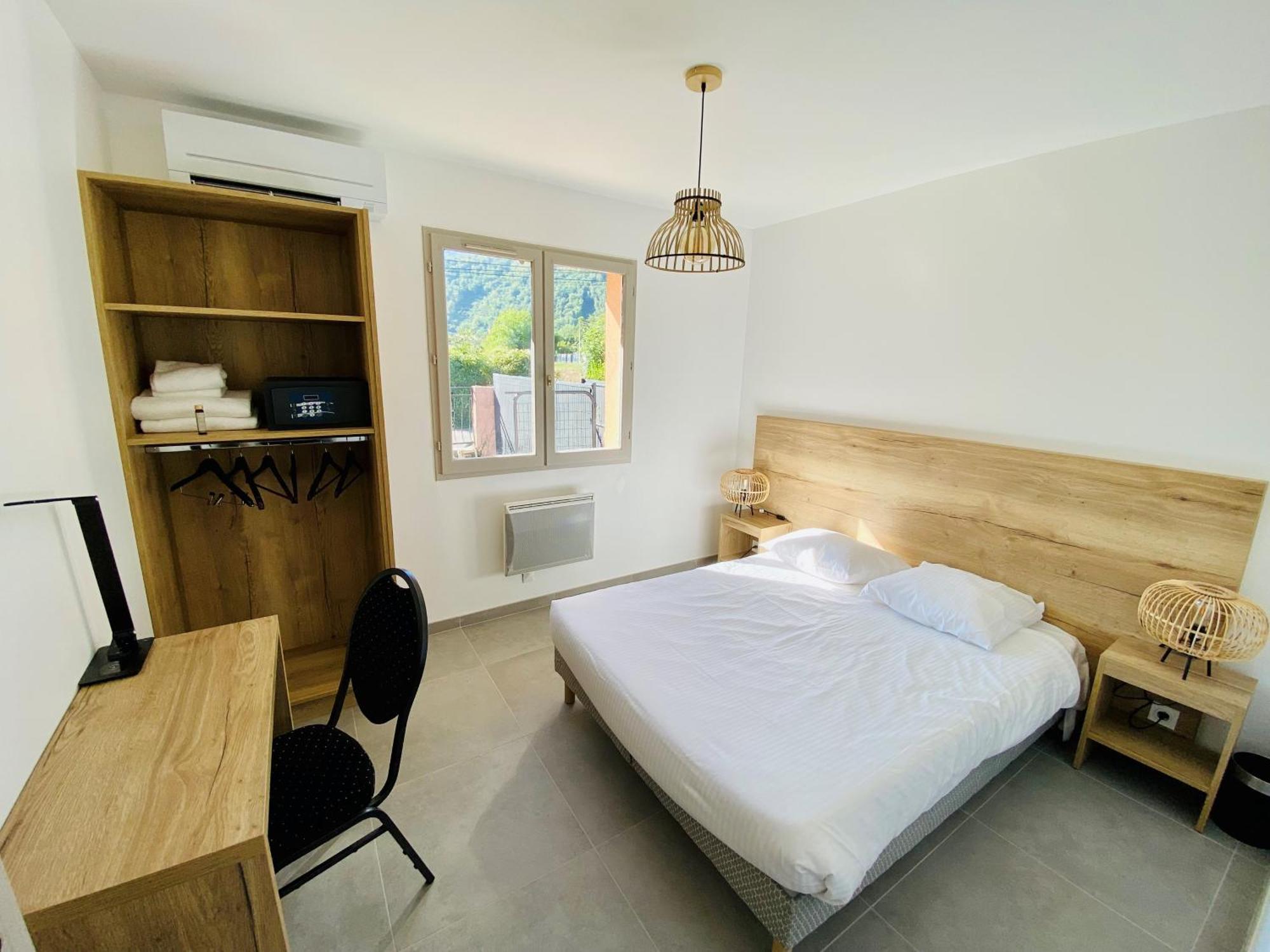 Les Villas Du Domaine De Suzel Vignieu Eksteriør bilde